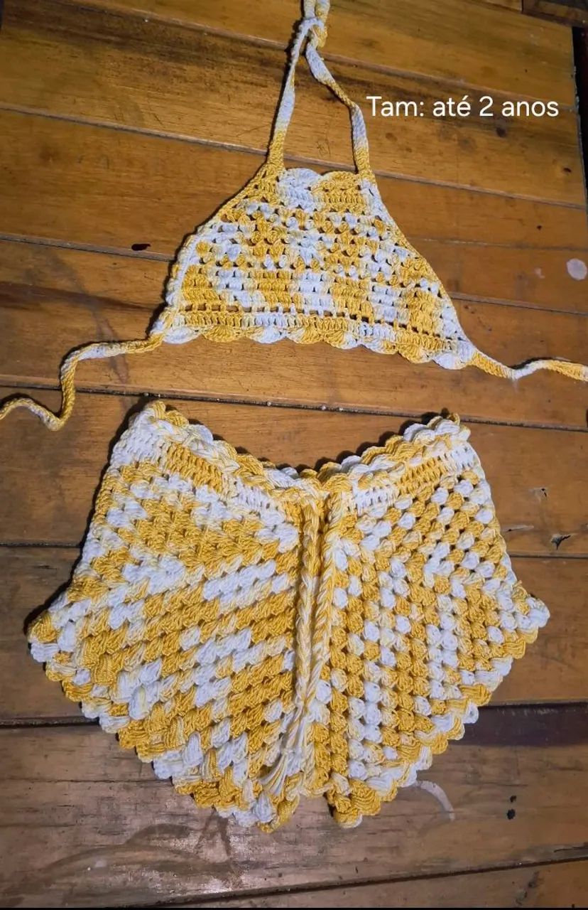 Conjunto infantil em crochê 