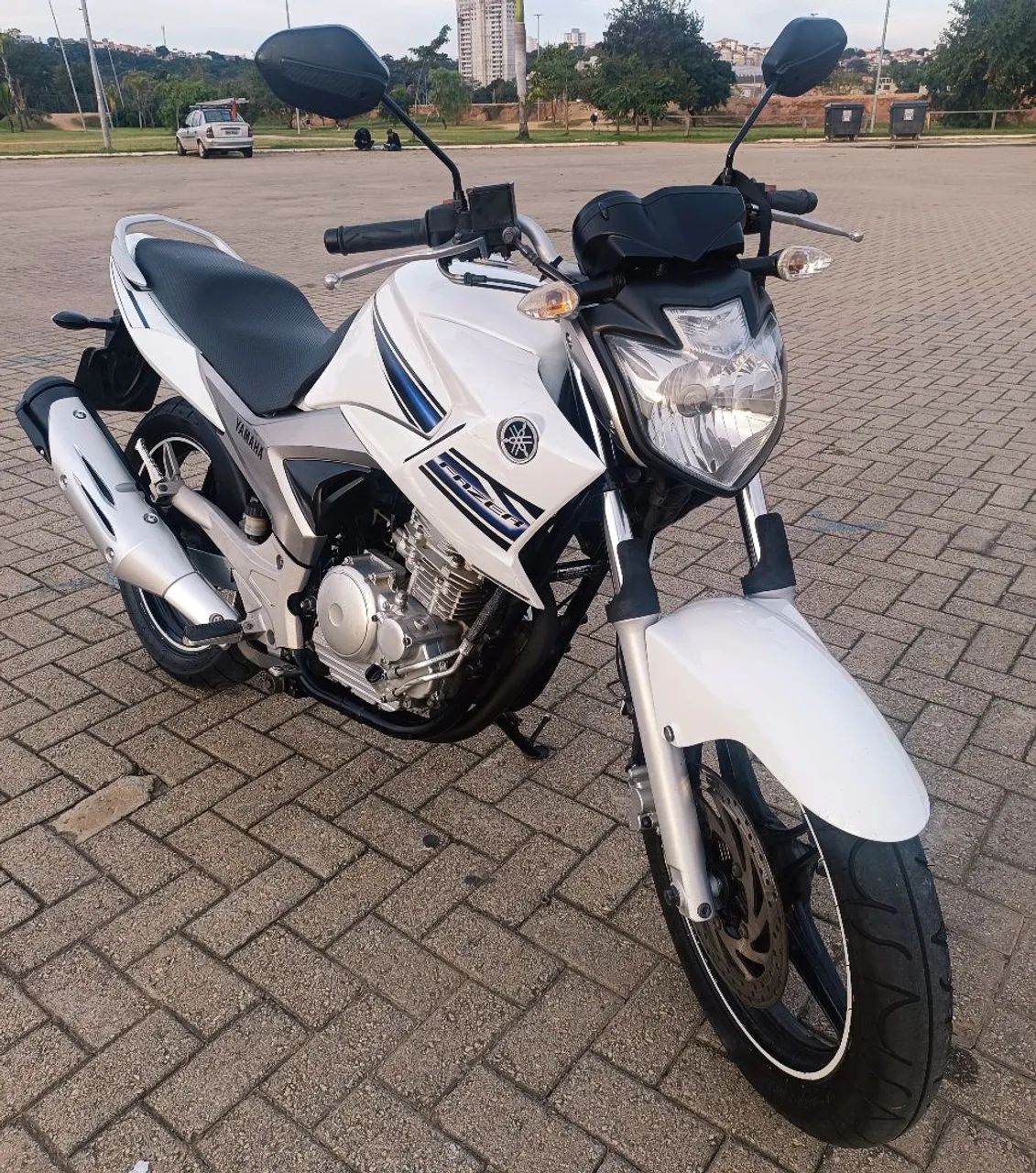 Fazer 250 2015 (impecável)