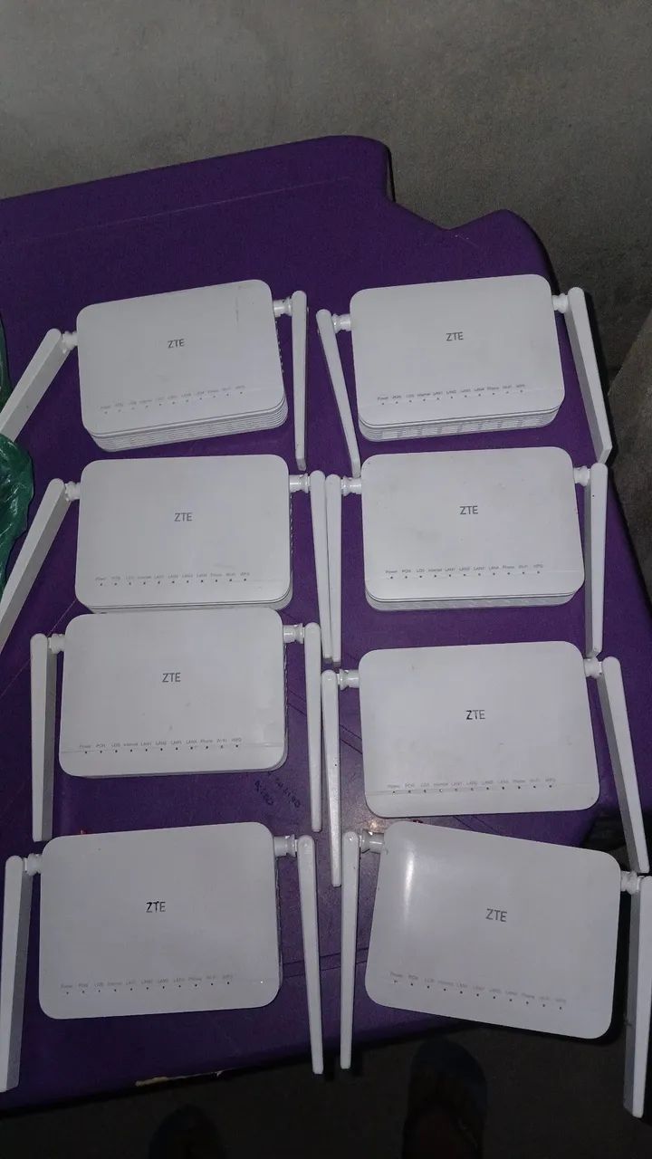 8 roteadores/ONTS da marca ZTE