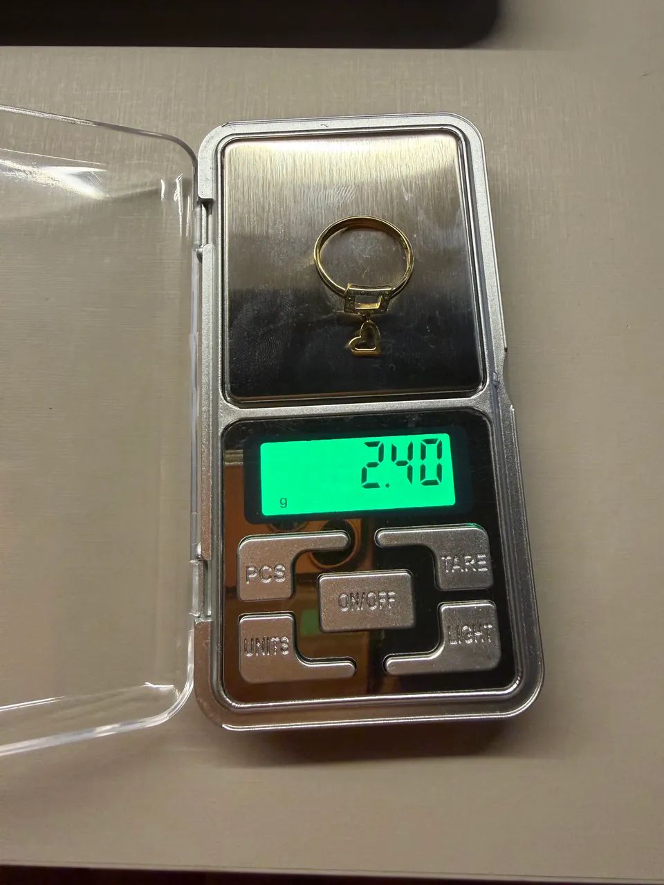 Anel Ouro 18 k Quadrado em Brilhantes e Coração vazado - Foto 3