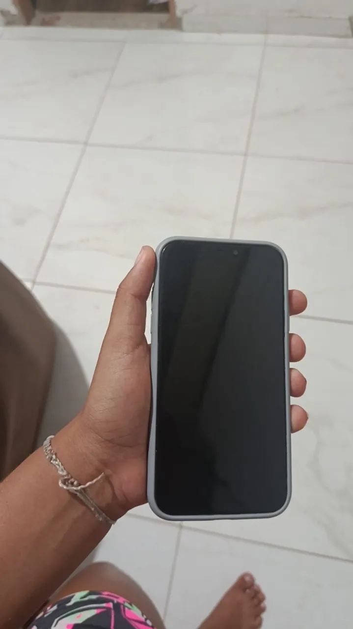 Vendo iPhone 11  - Foto 2