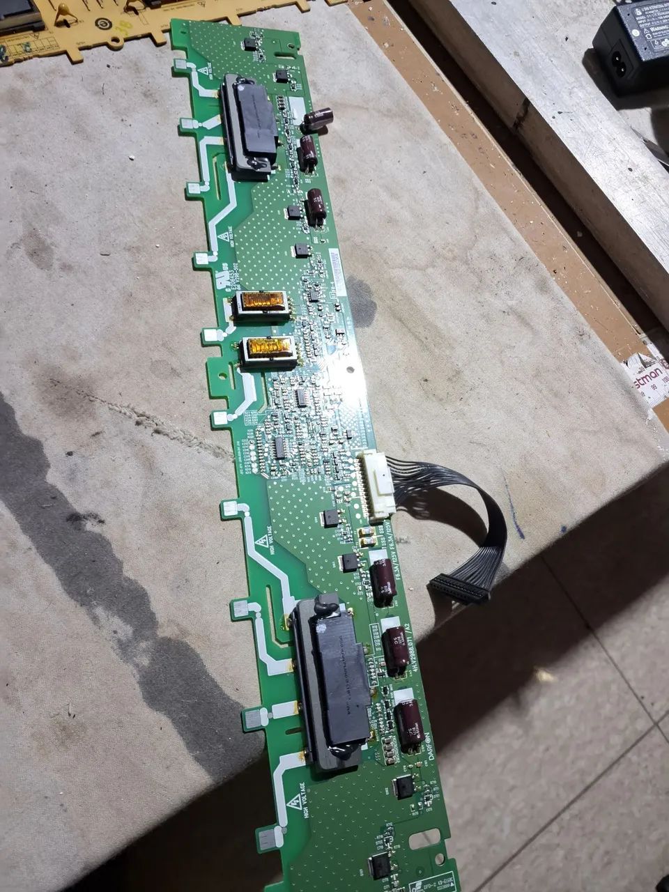 Placa sua buster  hbt 32d05hd