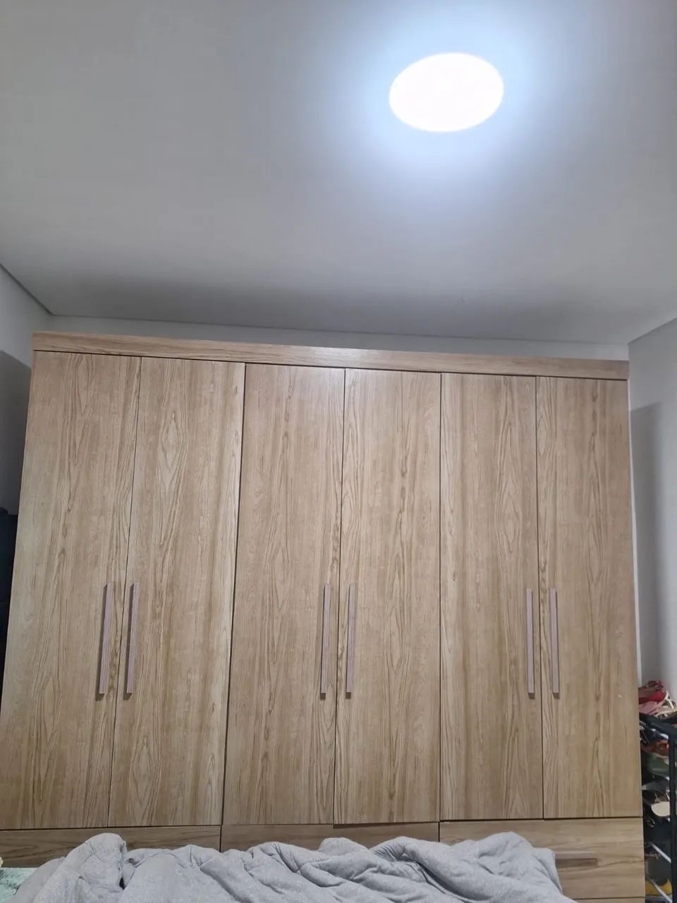 Vendo guarda-roupa 6 portas  - Foto 3