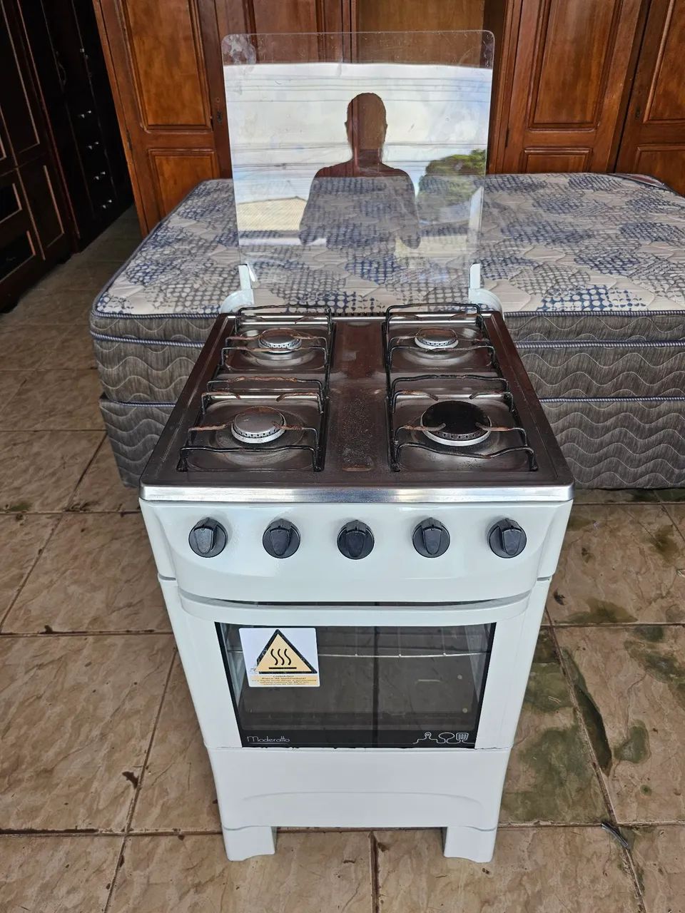 Fogão reformado funcionando perfeitamente 
