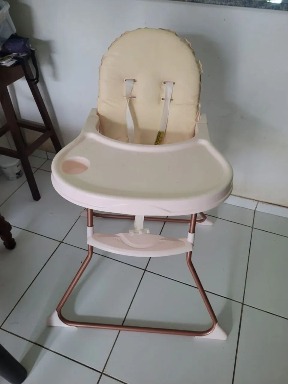 Cadeira de alimentação e carro de bebê  - Foto 4