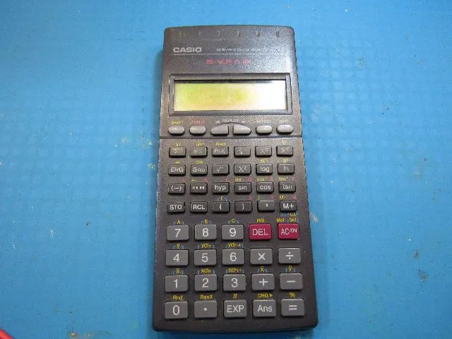 Calculadora Casio fx82tl(ler)