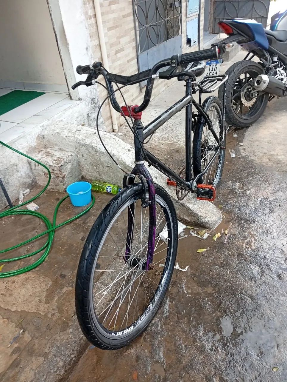 Bicicleta aro 26 com macha - Foto 3