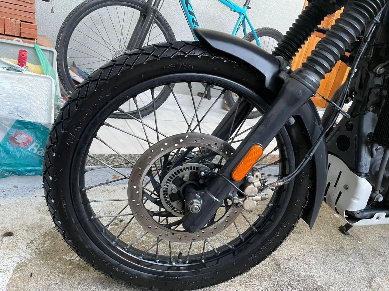 Moto Himalayan  - Foto 3