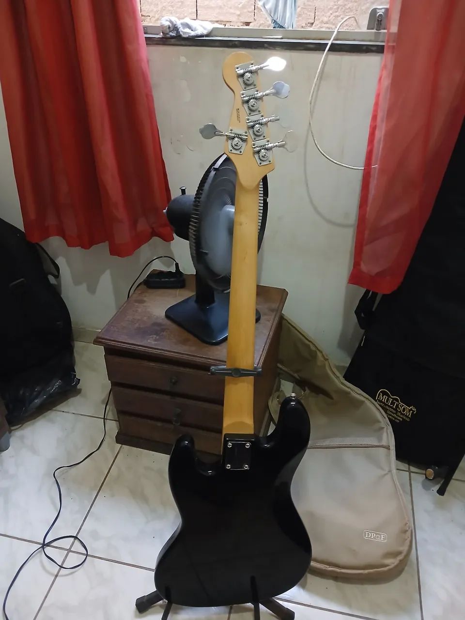 Baixo Fender - Foto 2