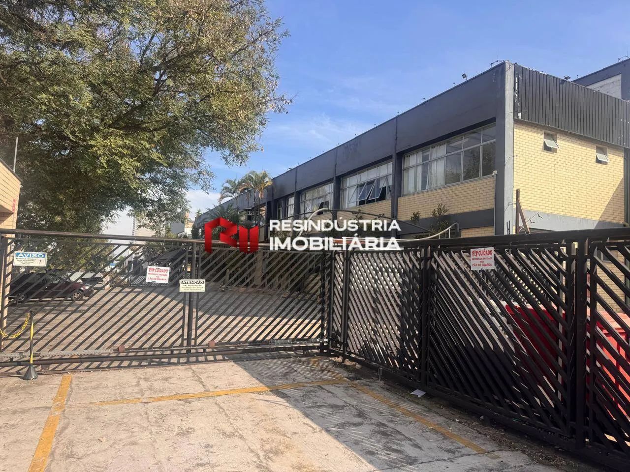 Galpão 4.865 m² Locação Alphaville Barueri, SP.