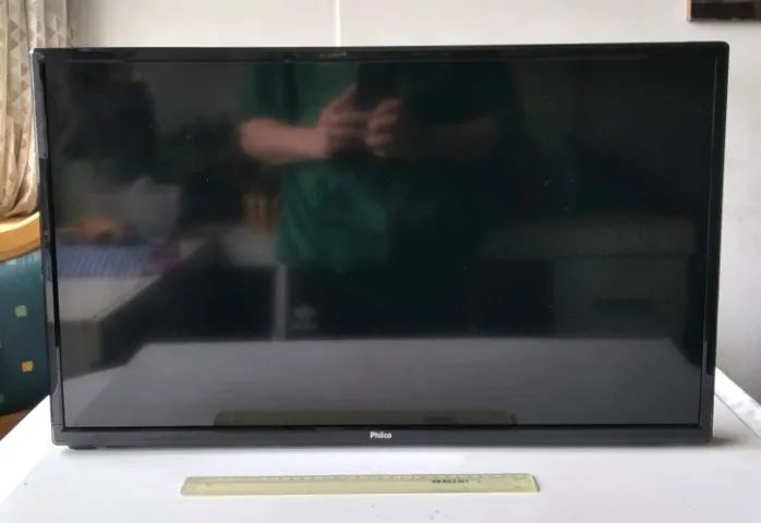 COM AVARIA - Televisão LED Philco 28 Polegadas (PH28D27D LED) - Para Peças ou Conserto