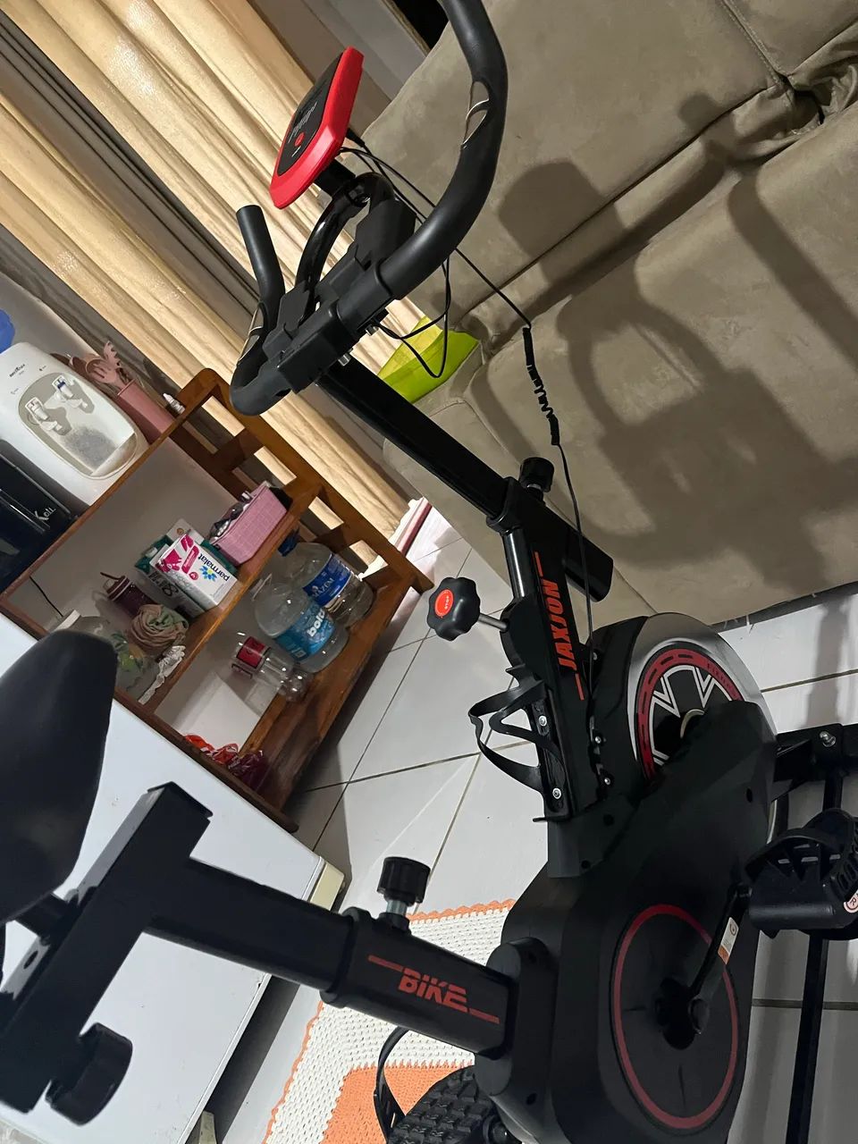 Vende-se bicicleta ergométrica semi nova - Foto 5