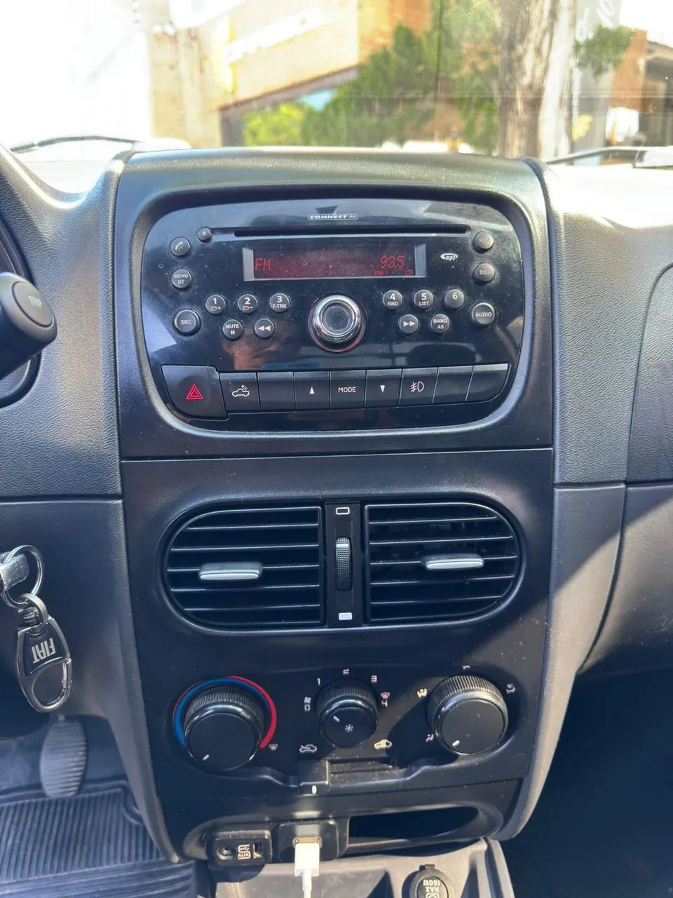 Fiat Strada Working Hard 1.4 Fire Flex 8V CS 2018 - Foto 4