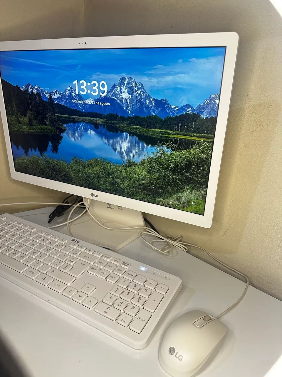 PC LG ALL IN ONE - PROCESSADOR INTEL -
