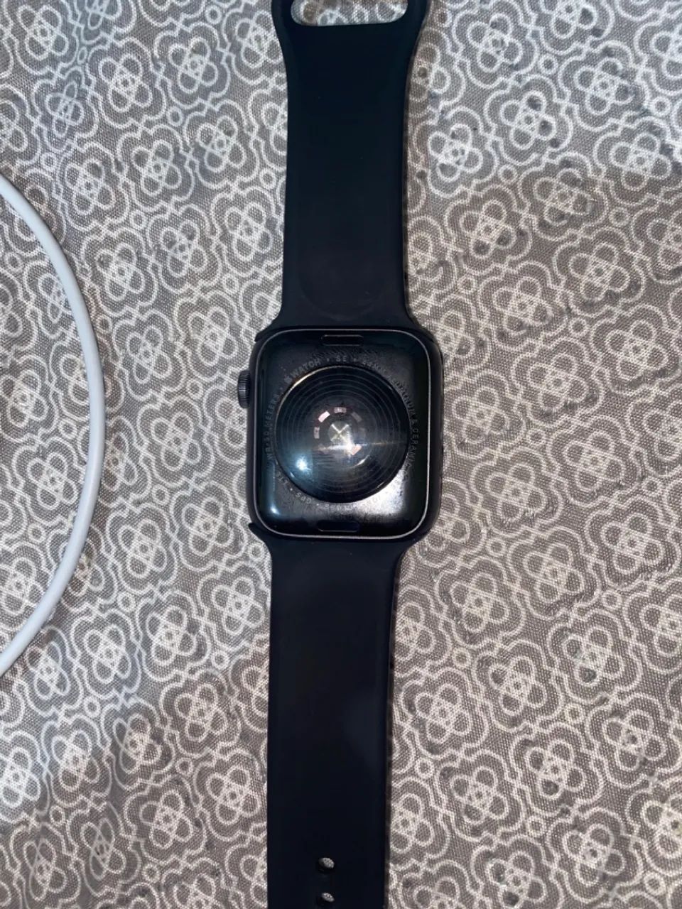 Apple Watch SE (1ª geração) de 44 mm com GPS   - Foto 4