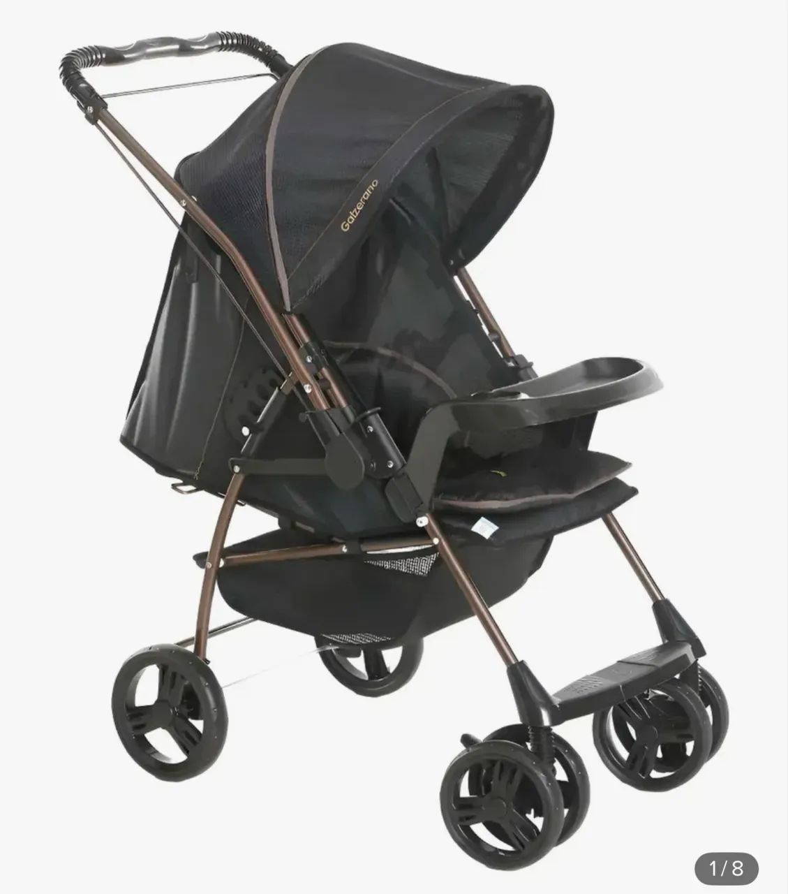 Carrinho de bebê e bebê conforto Galzerano
