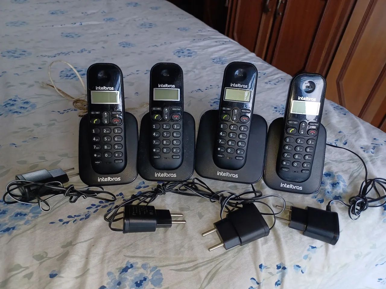 TELEFONE SEM FIO C/ 3 RAMAIS INTELBRAS 