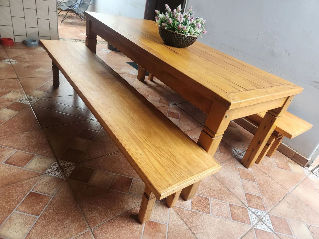 Mesa 2metro com banco madeira - Foto 3