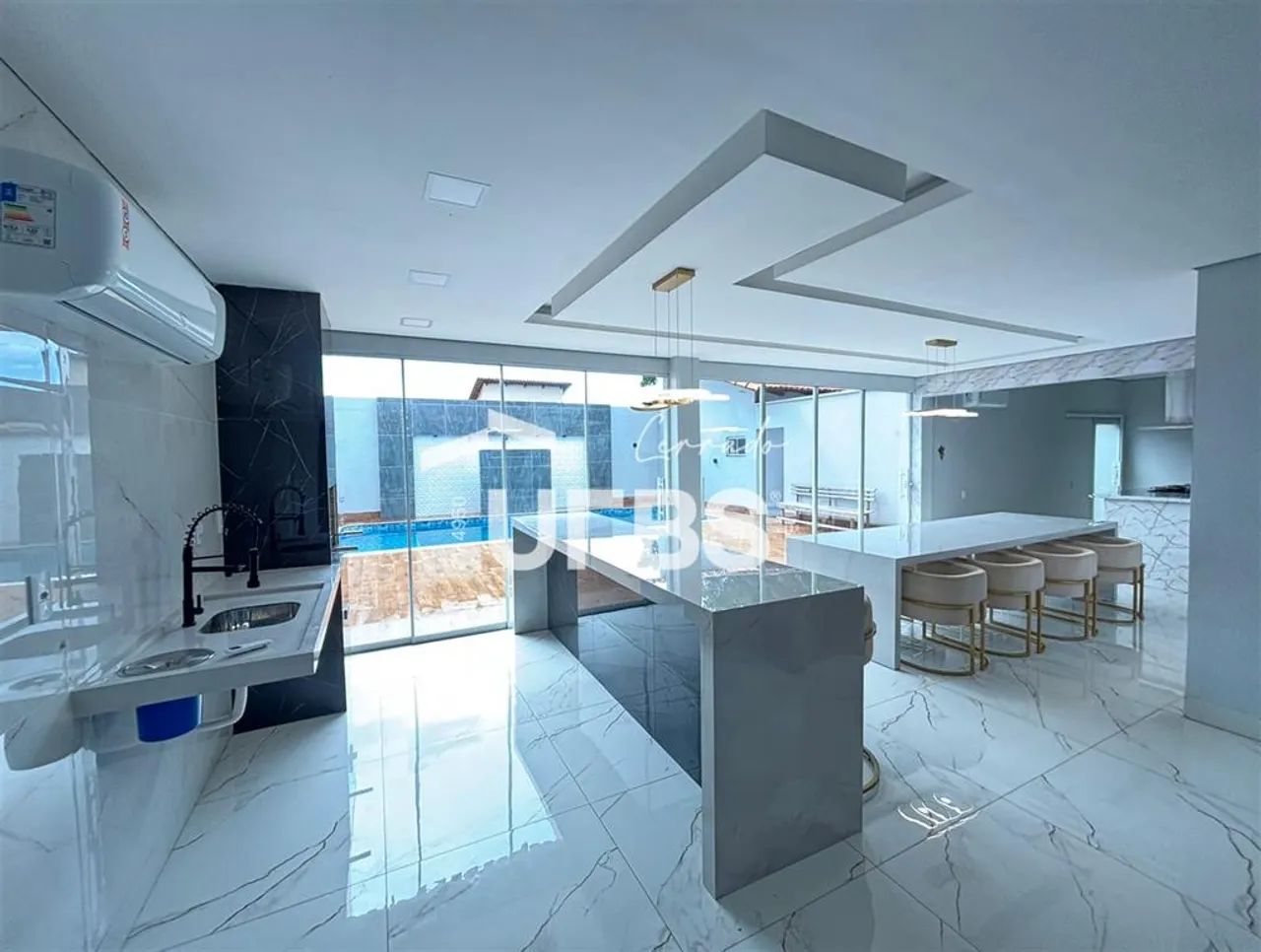 Imóvel de alto padrao com 4 suites plenas + 2 salas comerciais independentes! - Foto 4