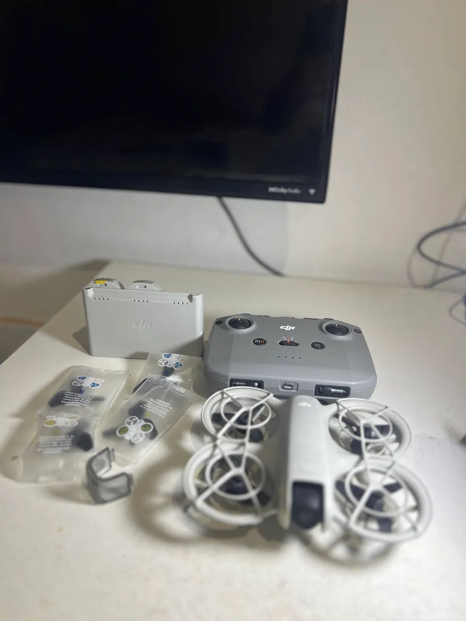 Drone DJI Neo - Combo - Ótimo Estado - Foto 3
