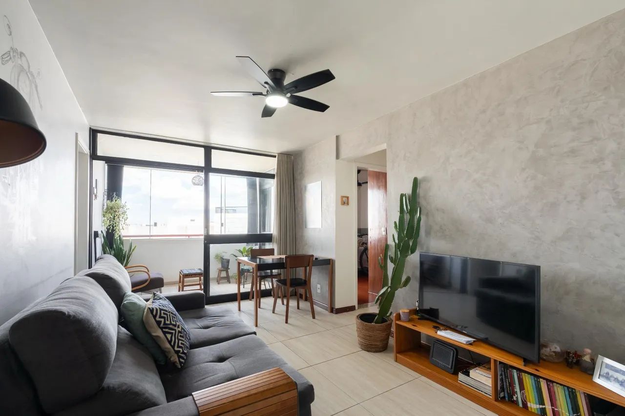 SQN 309 bloco B 2 quartos + DCE, 69 m2, sexto andar, nascente, particular - Foto 2