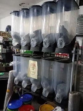 Dispenser de ração  - Foto 2