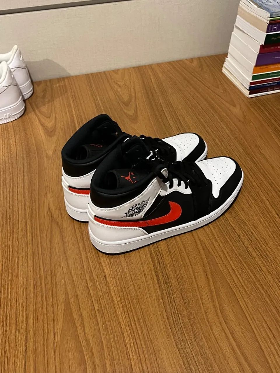 Air Jordan 1 Mid Chile Red - Original Nike - Tamanho 44 - Foto 2