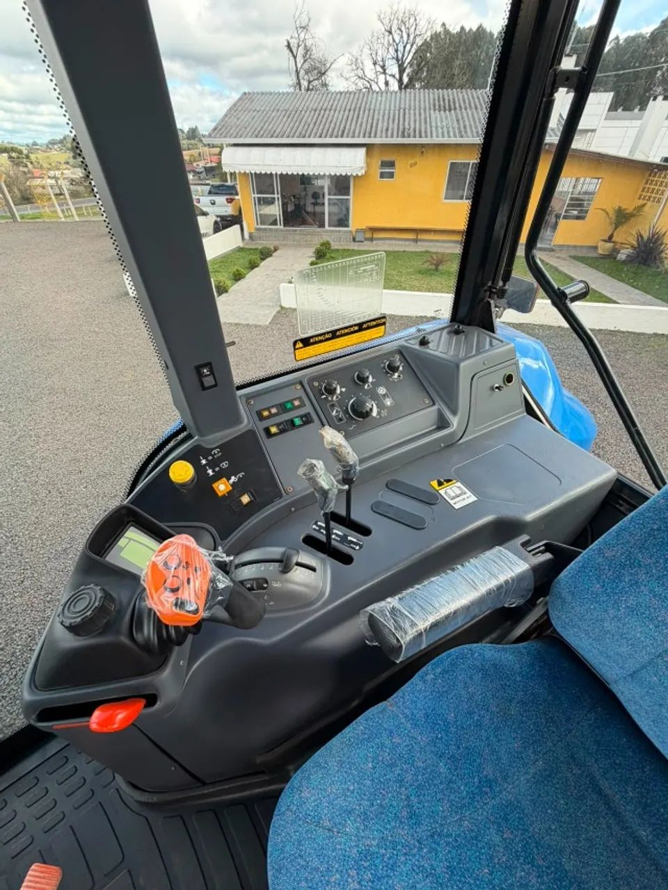 TRATOR NEW HOLAND 7010 - Foto 5