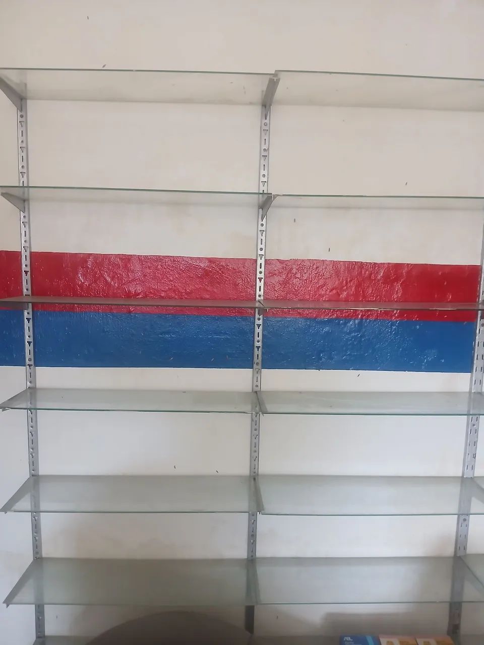 Pratilheiras e Balcão de vidro  - Foto 3