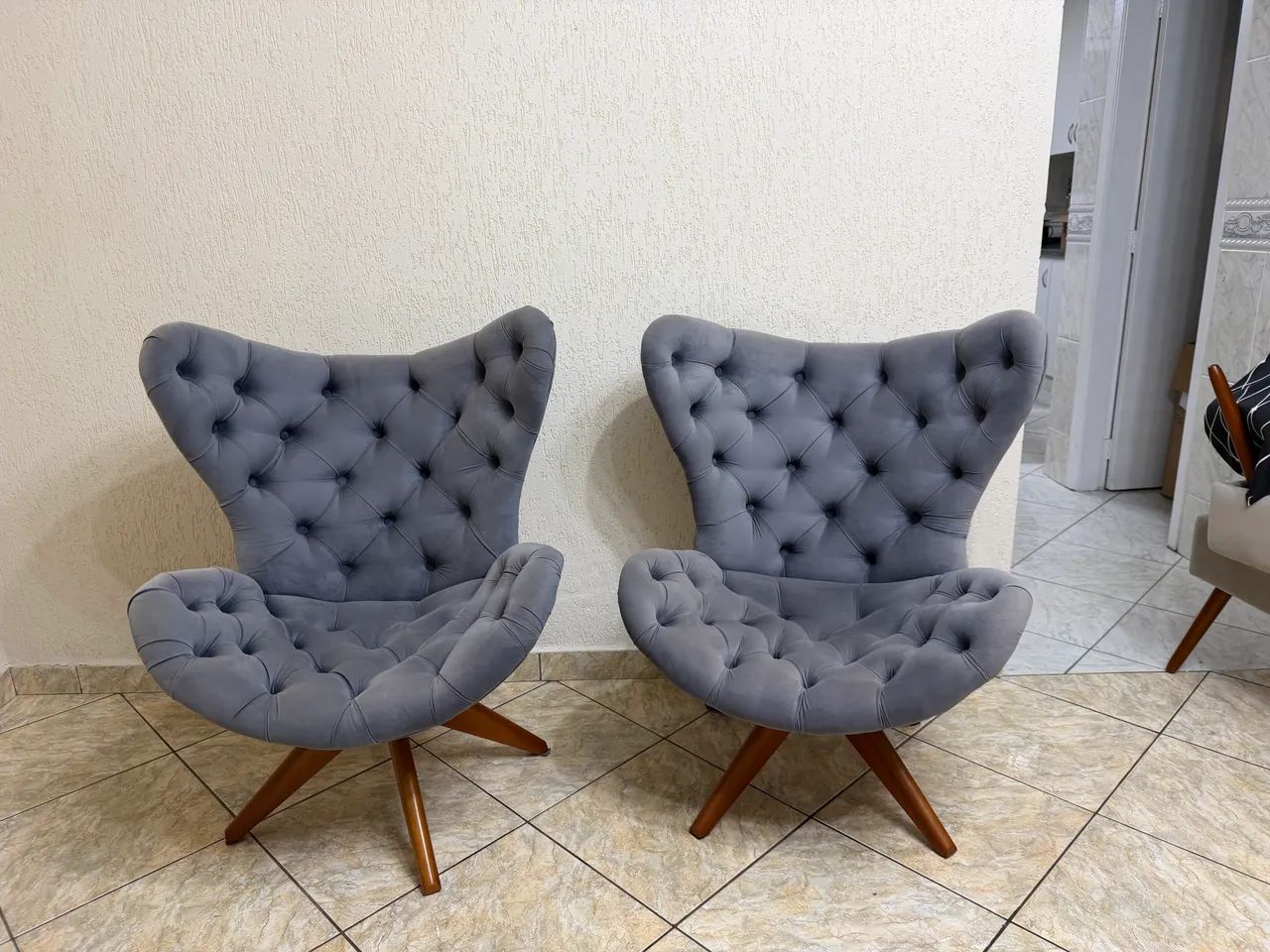 Poltronas Egg Giratórias