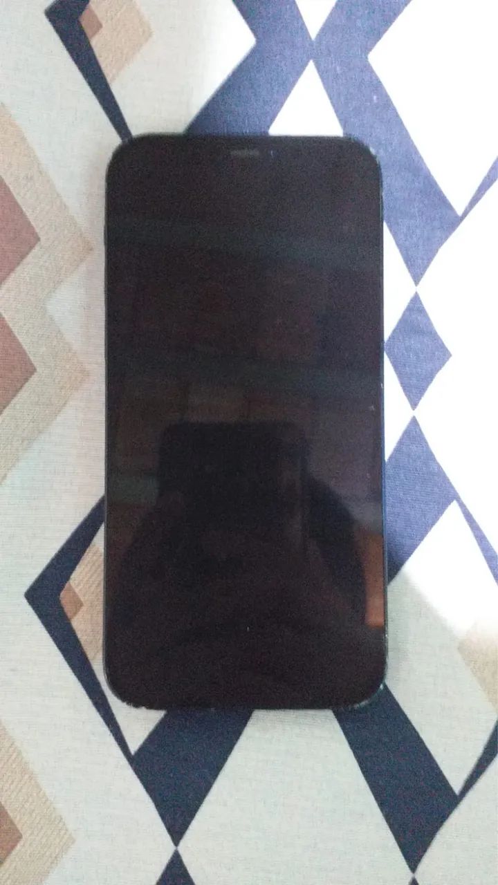 VENDO IPHONE 12 PRETO DE 128GB - Foto 2