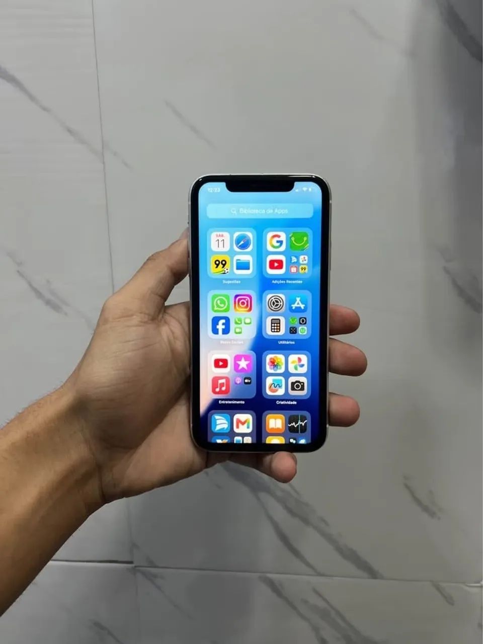 Vendo iPhone XR branco de 64gb - Foto 3