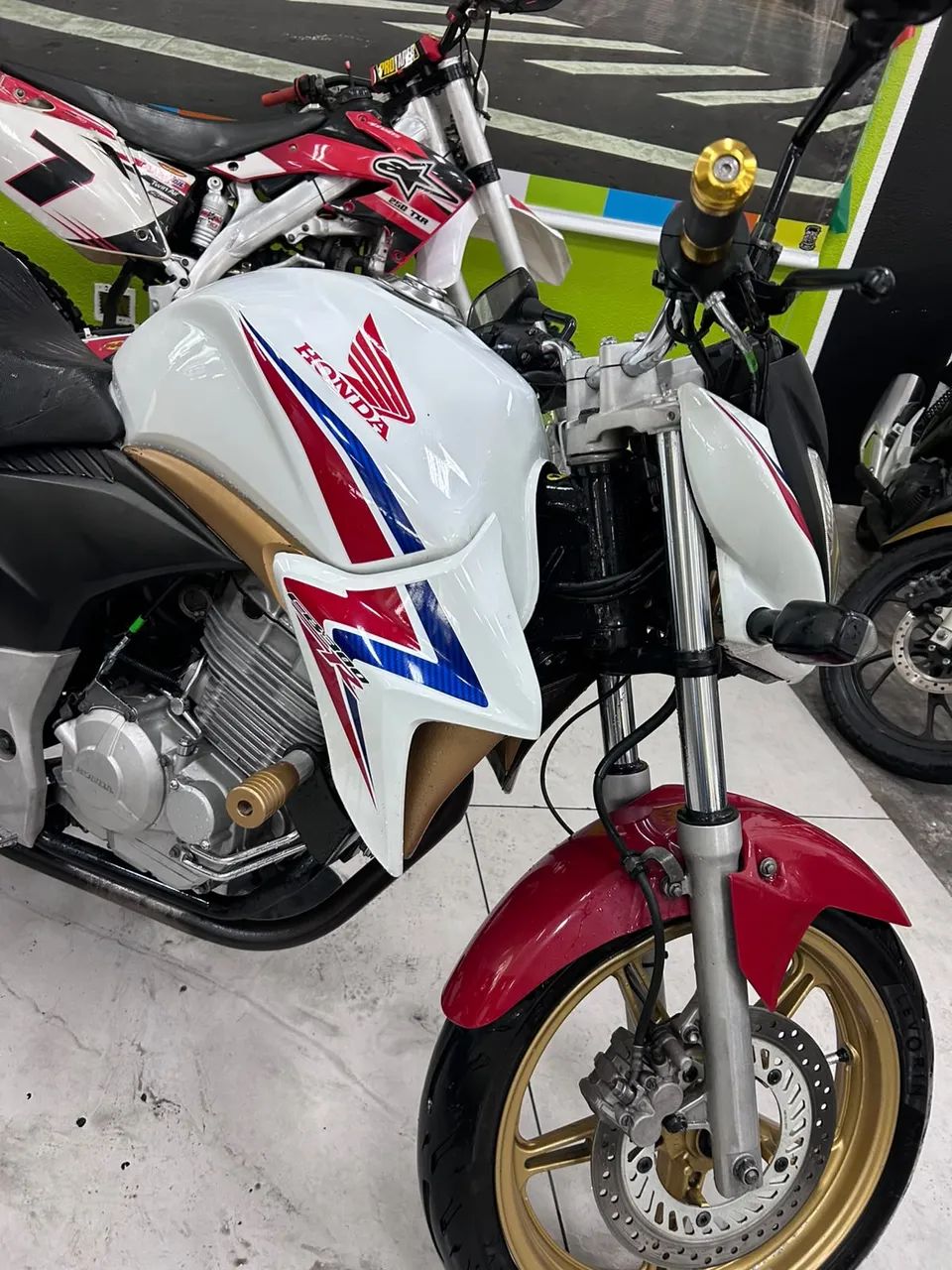 HONDA CB 300R - Foto 3