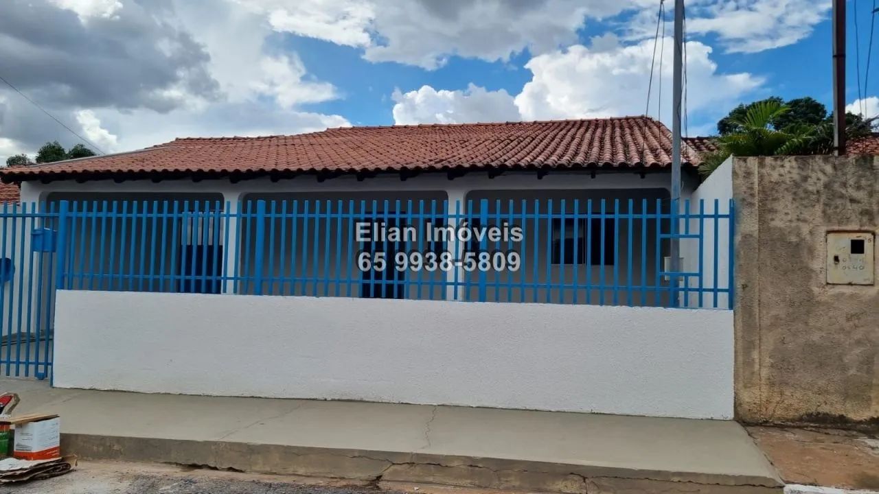 Ótima Casa com Edícula e Amplo Espaço no Jardim Universitário Financ
