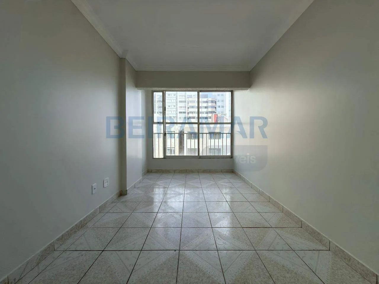 Edifício San Marteen | Apartamento de 2 Quartos e Sala Ampla na CNB 05  Taguatinga Norte - Foto 4