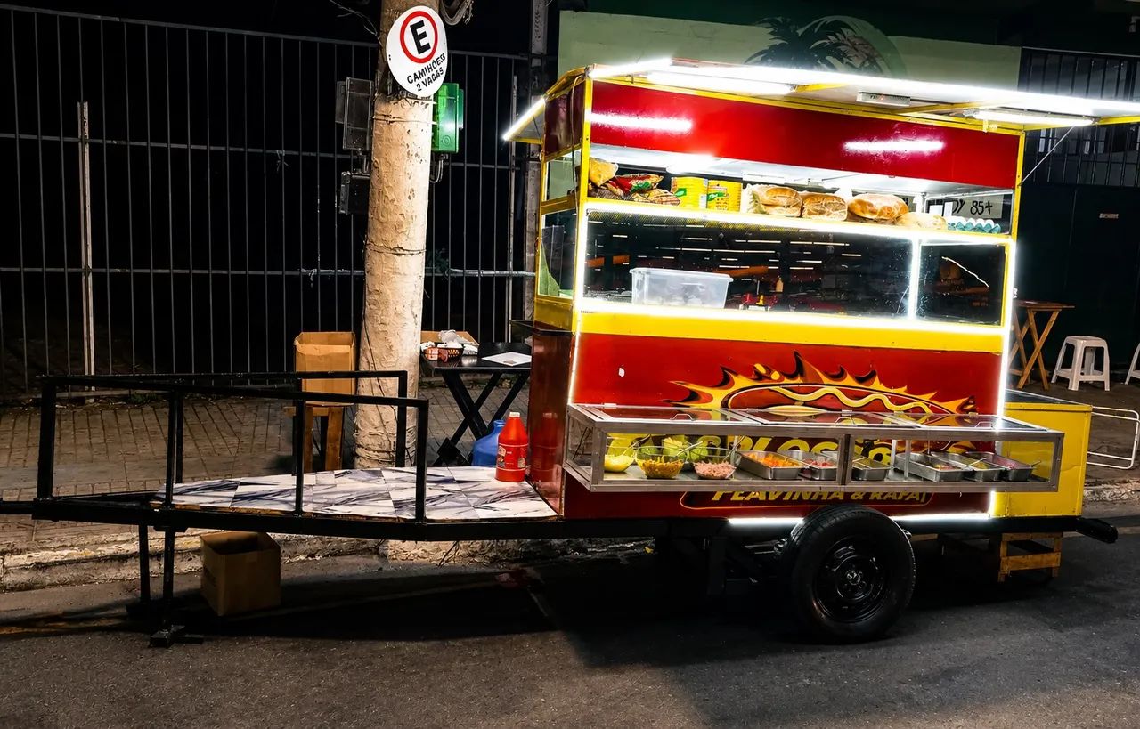 CARRINHO DE HOT DOG COMPLETO - PRONTO PARA TRABALHAR ? - Foto 2