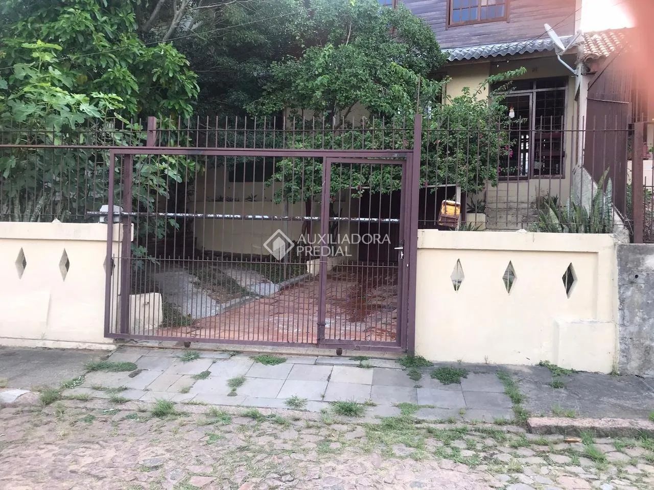 CASA NO BAIRRO JARDIM CARVALHO