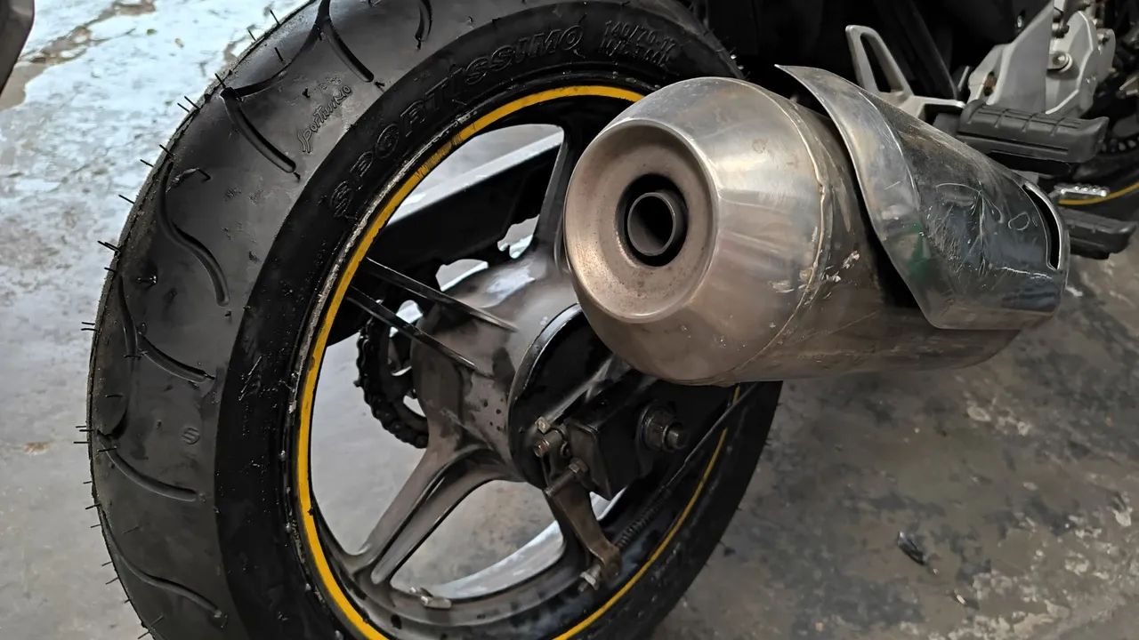 CB300  - Foto 2