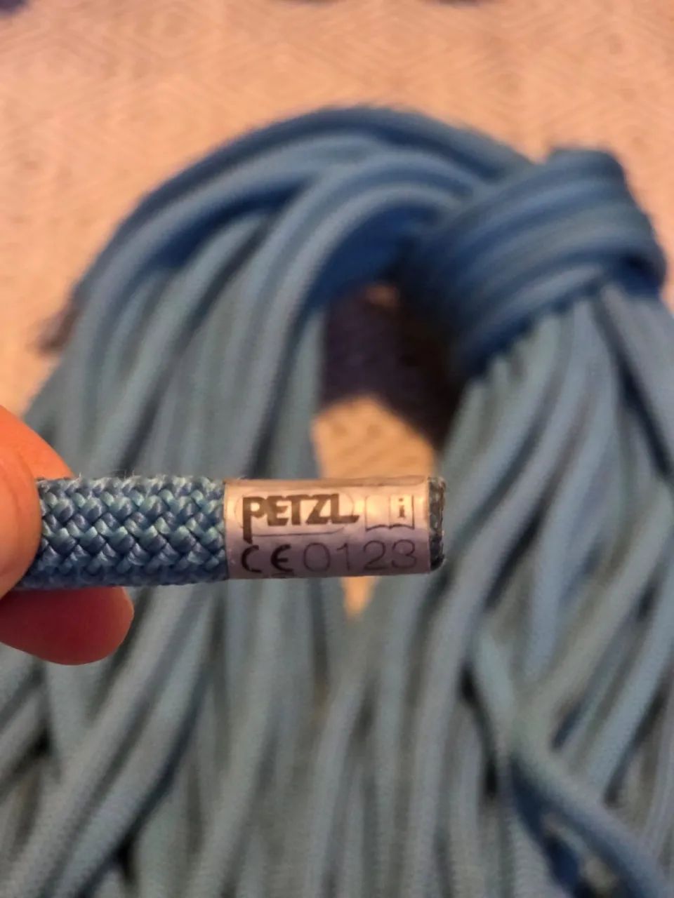 Corda PETZL 70M 9.8mm - nunca usada - Foto 2