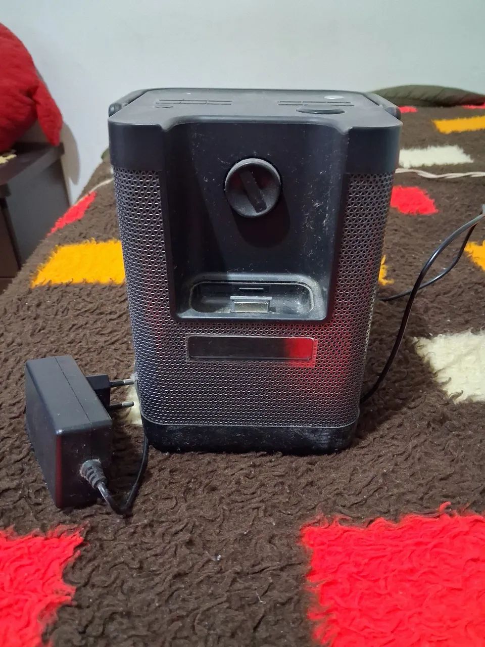 Vendo esse mini som. 