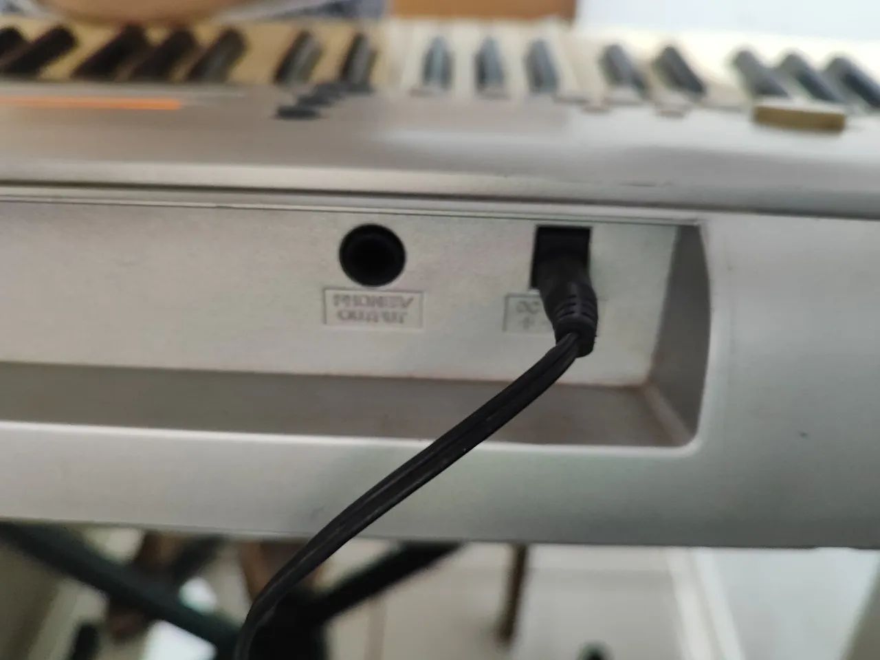 Yamaha PSR E303 Troco  - Foto 5