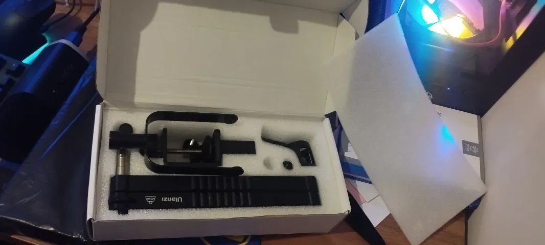 Suporte Microfone Boom Articulável Ulanzi LS26