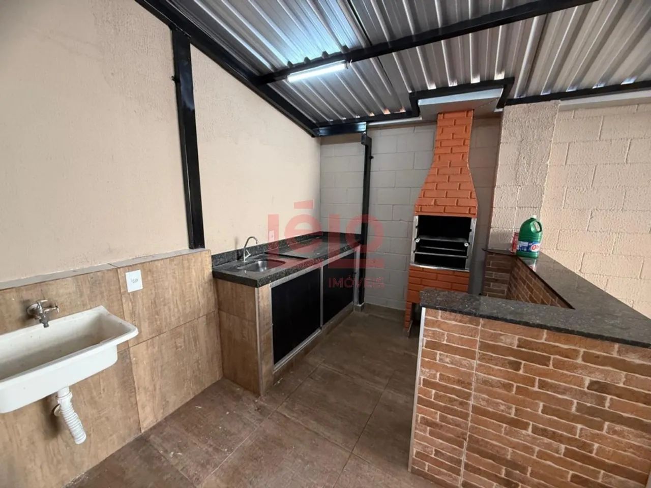 CASA LOCALIZADA NO CONDOMÍNIO DIEGO RIVERA EM MARINGÁ-PR - Foto 2