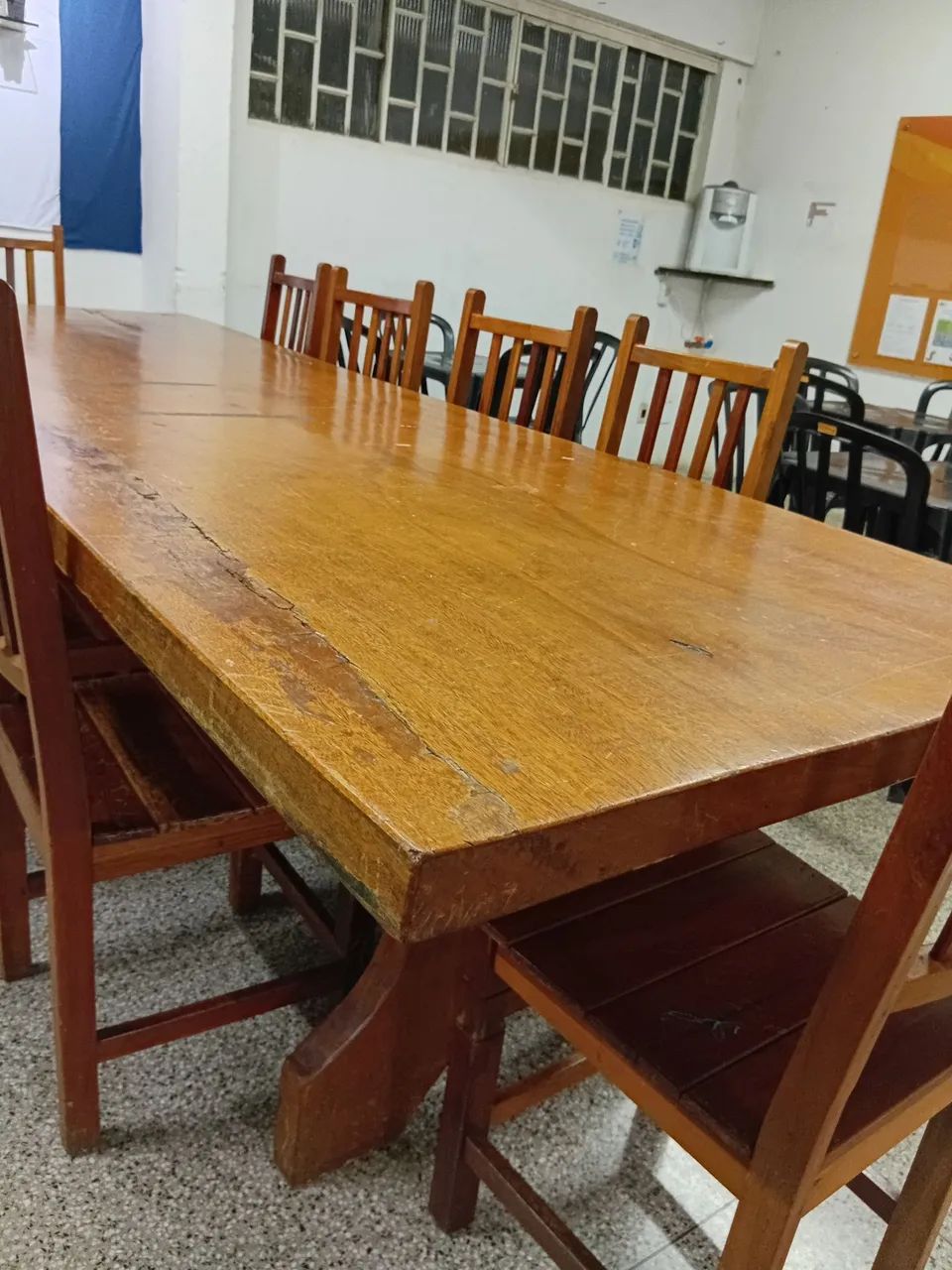 Mesa de madeira 10 lugares - Foto 5