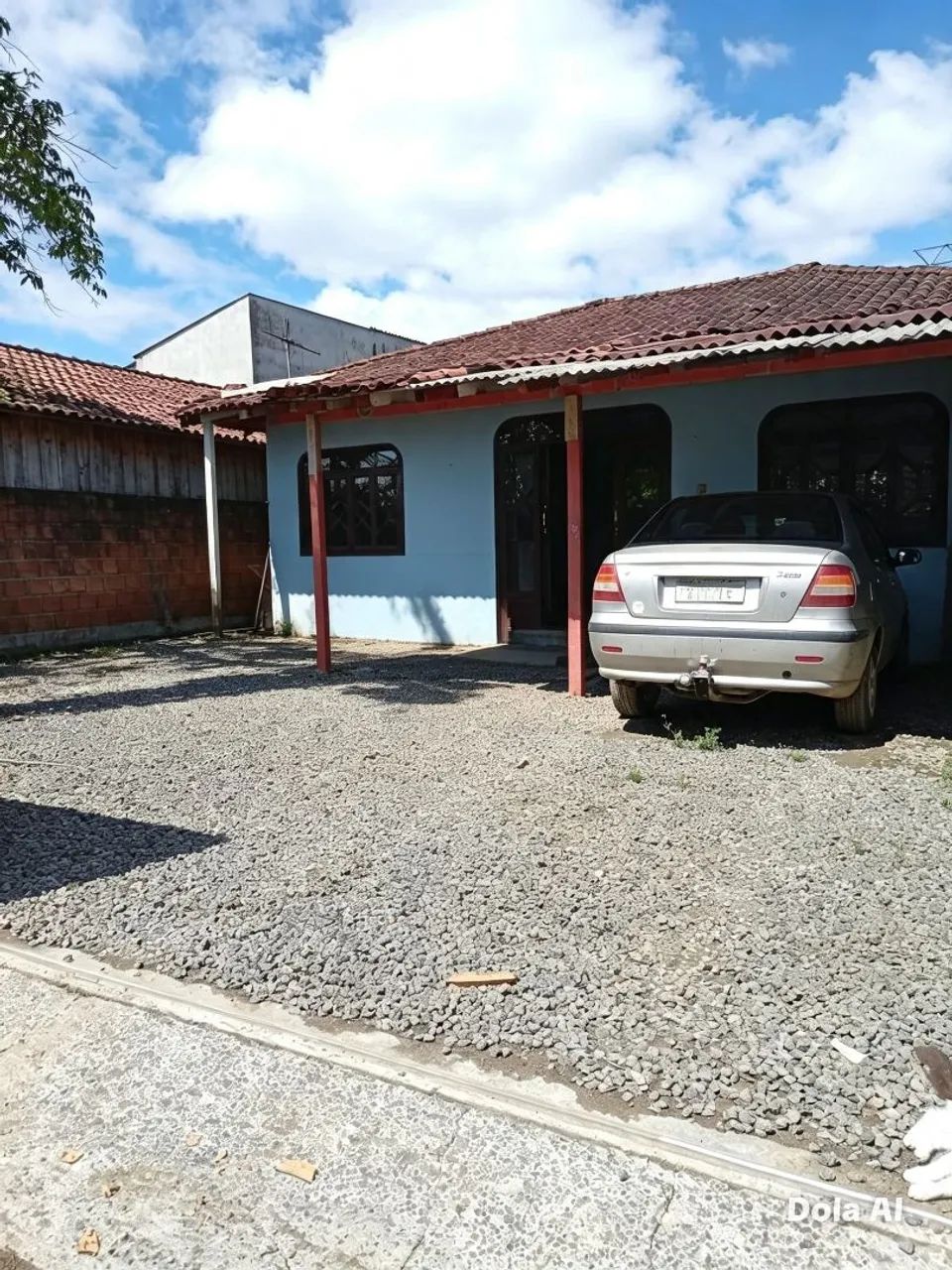 CASA A VENDA
