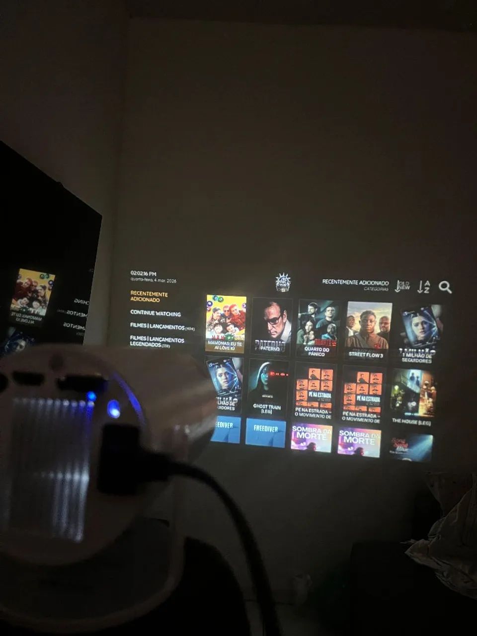 Projetor Android FullHD+ Canais até 75 Polegadas