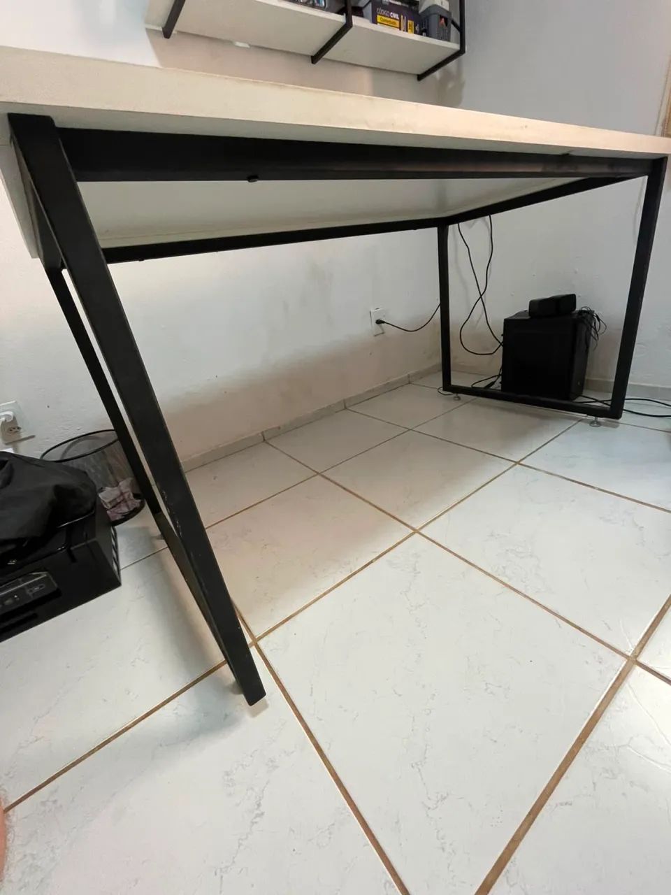 Mesa estilo industrial - MDF - Foto 4