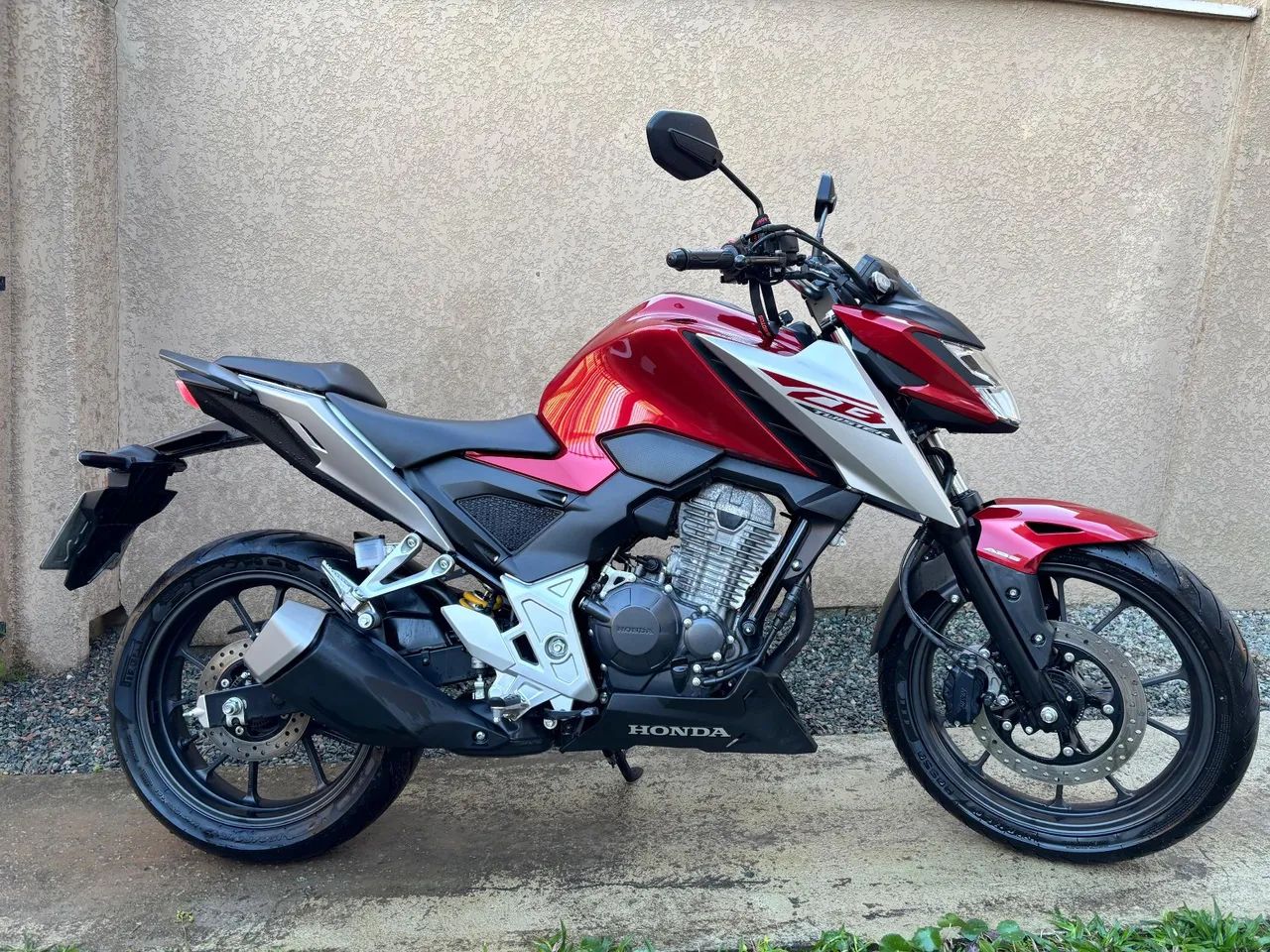 Moto Honda CB Twister 300f 2026/2026