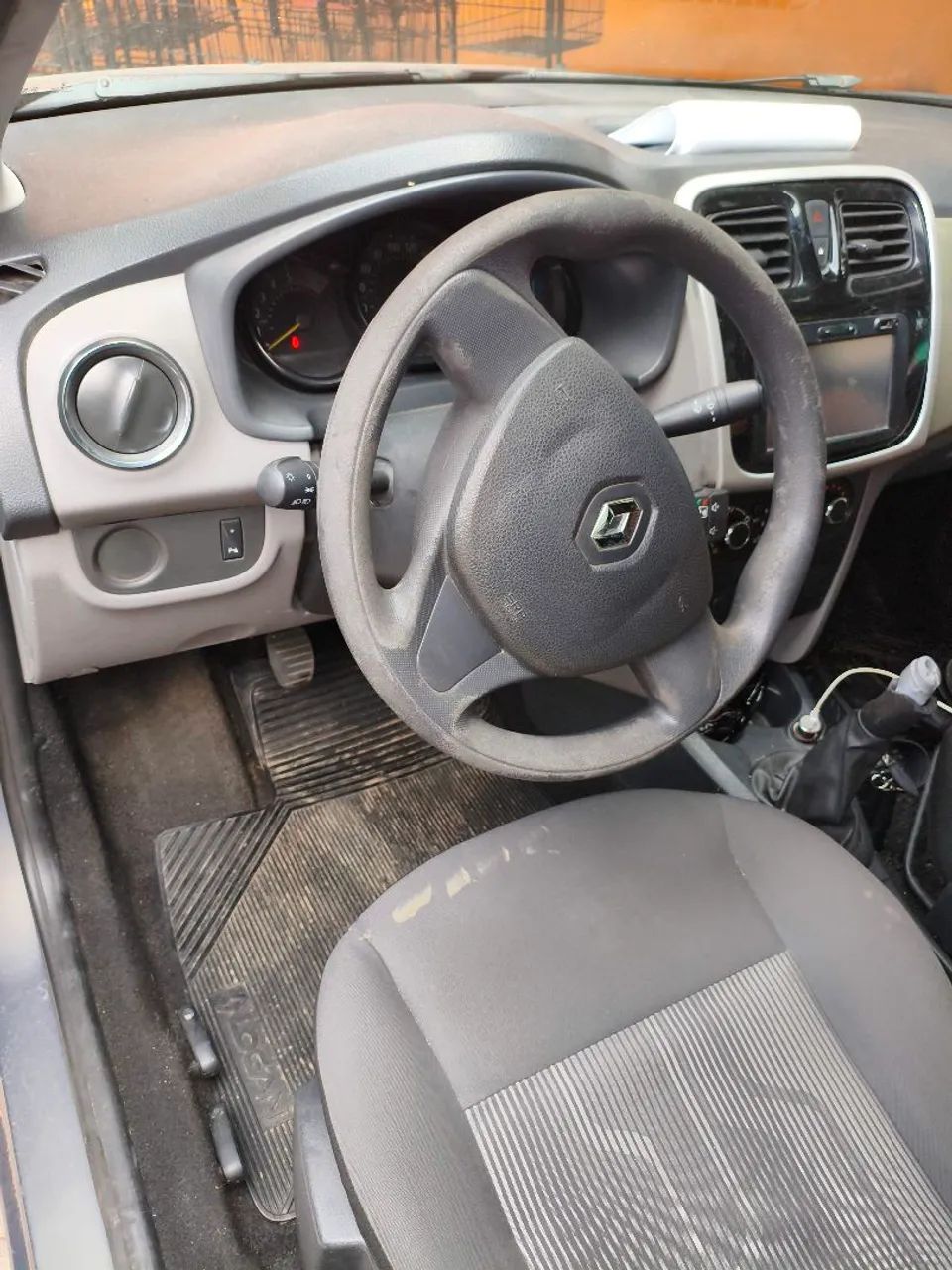 Renault Logan Expression Flex 1.0 12V 4P 2019 - Foto 3