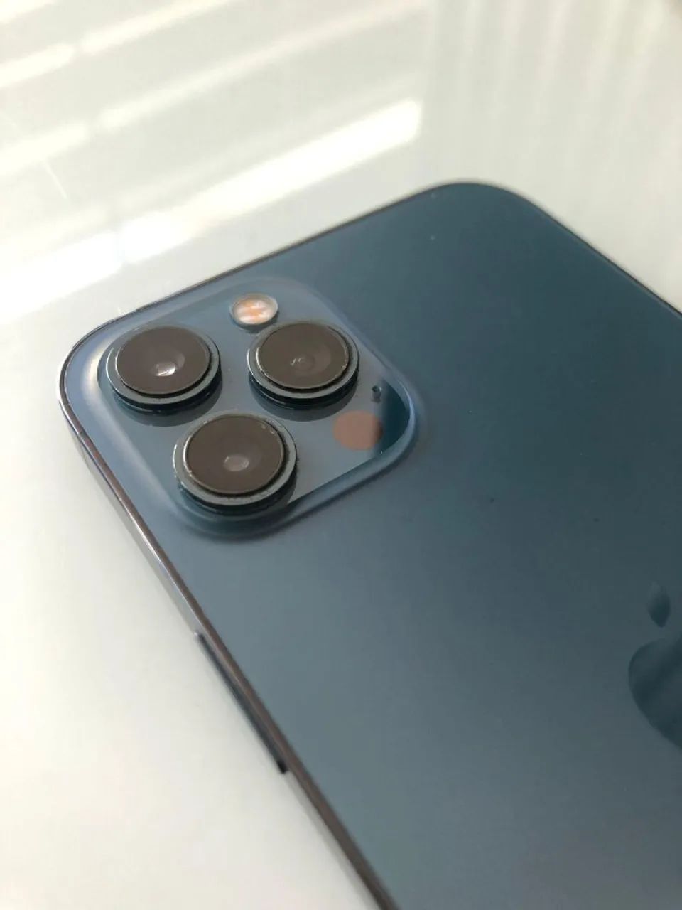 iPhone 12 Pro Max - Excelente Estado - Foto 4